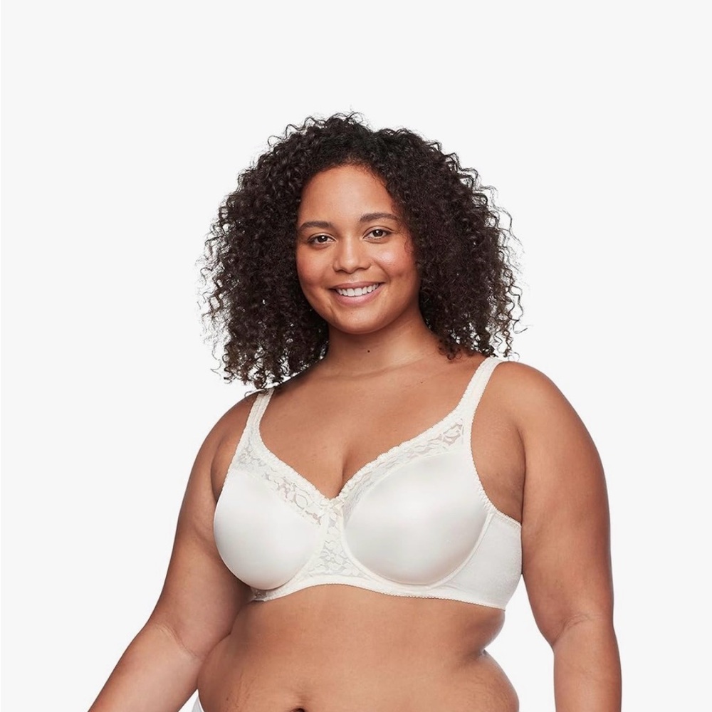 Women's Cream Lace Trim Bra
